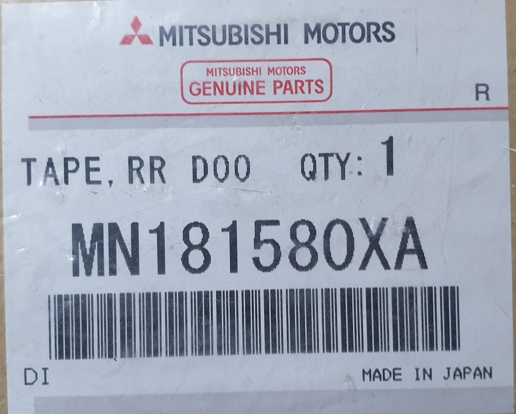 Mitsubishi Outlander folia ochronna słupka C drzwi tył prawa MN181580XA NOWY ORYGINAŁ