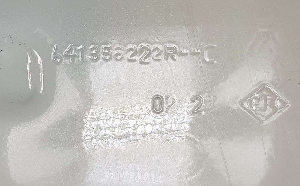 Renault Captur wspornik błotnika przód lewy 641356222R NOWY ORYGINAŁ