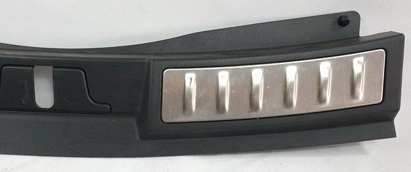 Range Rover Evoque L551 osłona progu bagażnika K8D2-113A10-B ORG