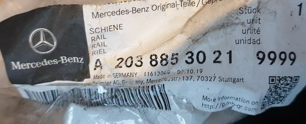 Mercedes C w203 SEDAN listwy tył NOWE ORYGINAŁ