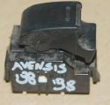 Toyota Avensis 1998 przełącznik przycisk