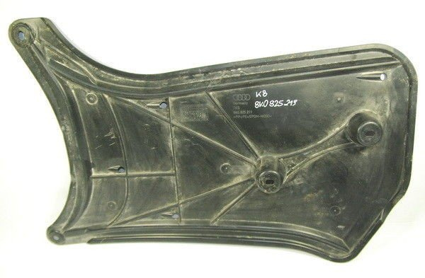 Audi A4 B8 osłona podwozia 8K0825219