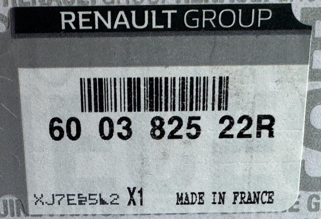 Renault Twingo III zestaw mocowań zderzaka tylnego 600382522R NOWY ORYGINAŁ