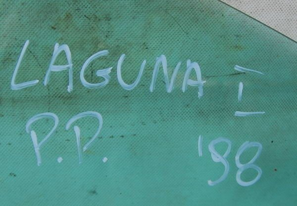 Renault Laguna I szyba PRZEDNIA PRAWA 1998 r