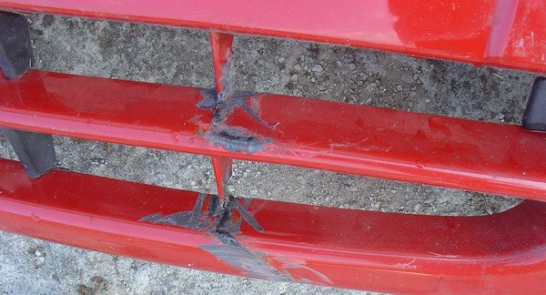 Renault Twingo - zderzak przedni