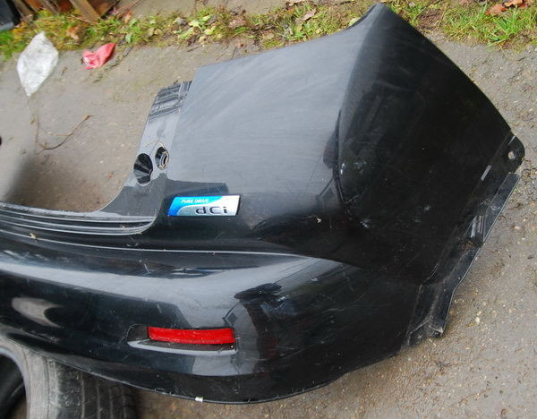 Nissan Juke 2012 zderzak tylny odblaski