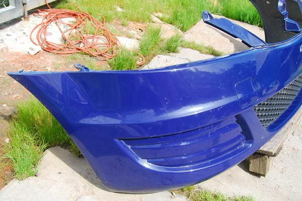 Dacia Logan zderzak przód przedni