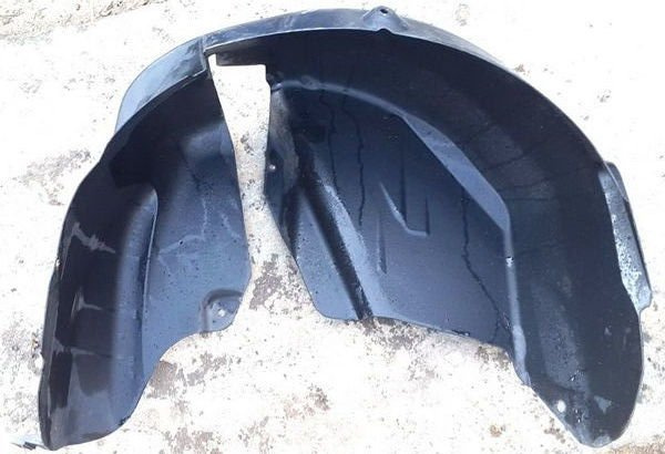 Nissan Note E11 nadkole tył tylne PRAWE  76748-9U00A