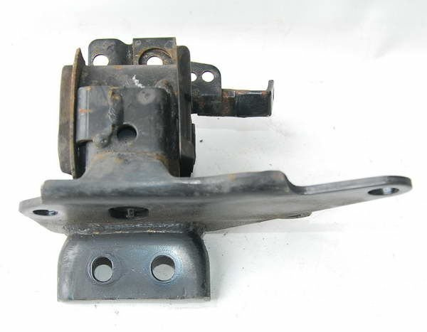 Toyota Corolla Verso 1.8 2006 Łapa poduszka silnika