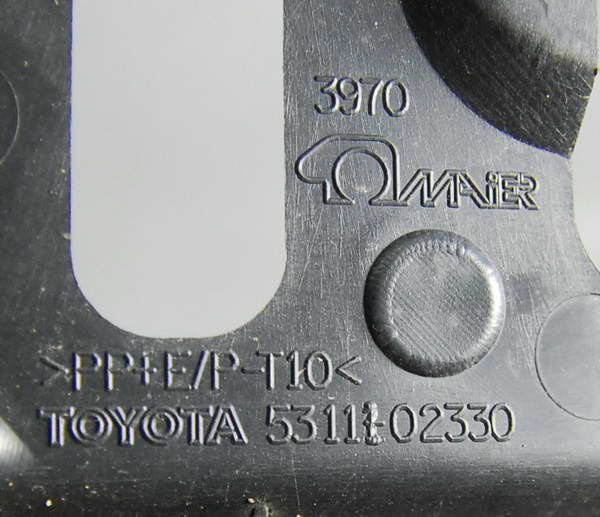 Toyota Corolla e12 LIFT atrapa grill przód 53111-02330