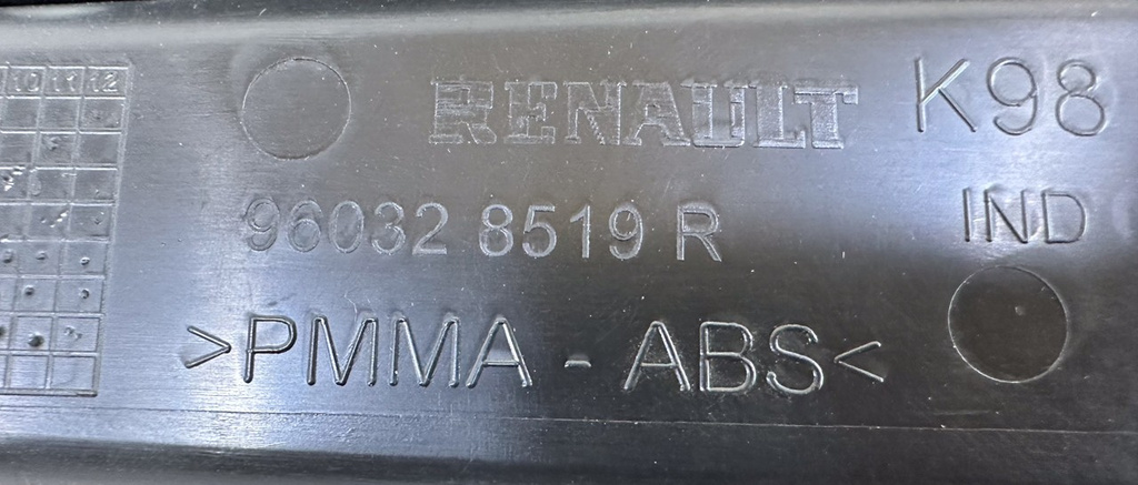 Renault Clio IV Kombi listwa osłona słupka tył prawa 960328519R NOWY ORYGINAŁ