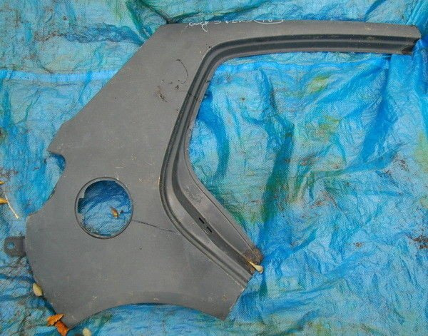 VW Golf V 5 PLUS błotnik TYŁ TYLNY PRAWY