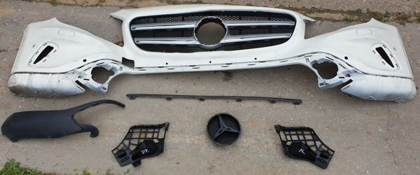 Mercedes W156 GLA listwa przód prawa dolna A1568851225